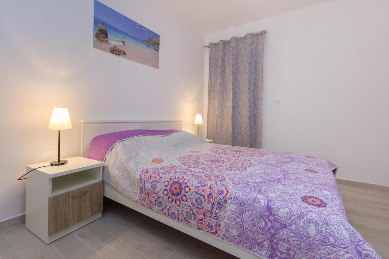 Apartmani Malis Ražanj Екстериор снимка