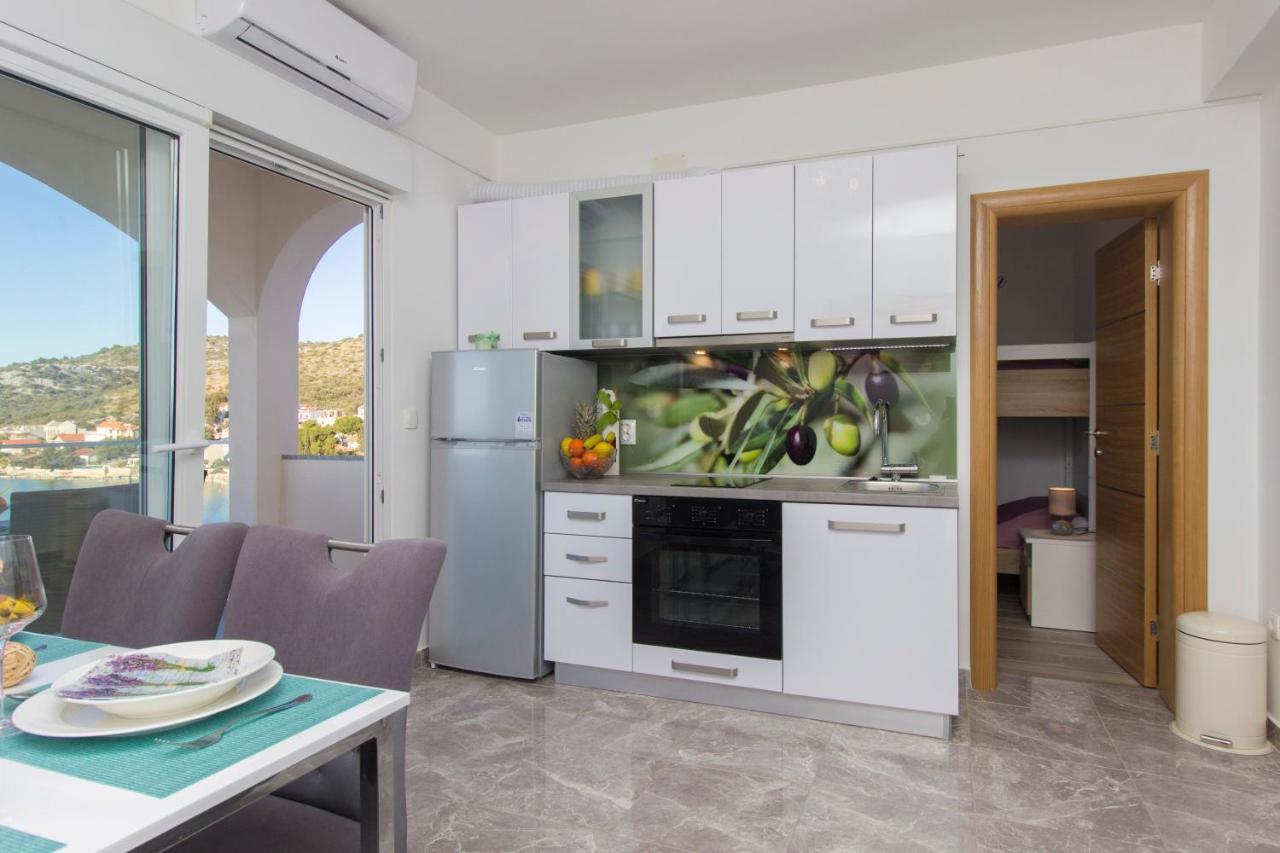 Apartmani Malis Ražanj Екстериор снимка