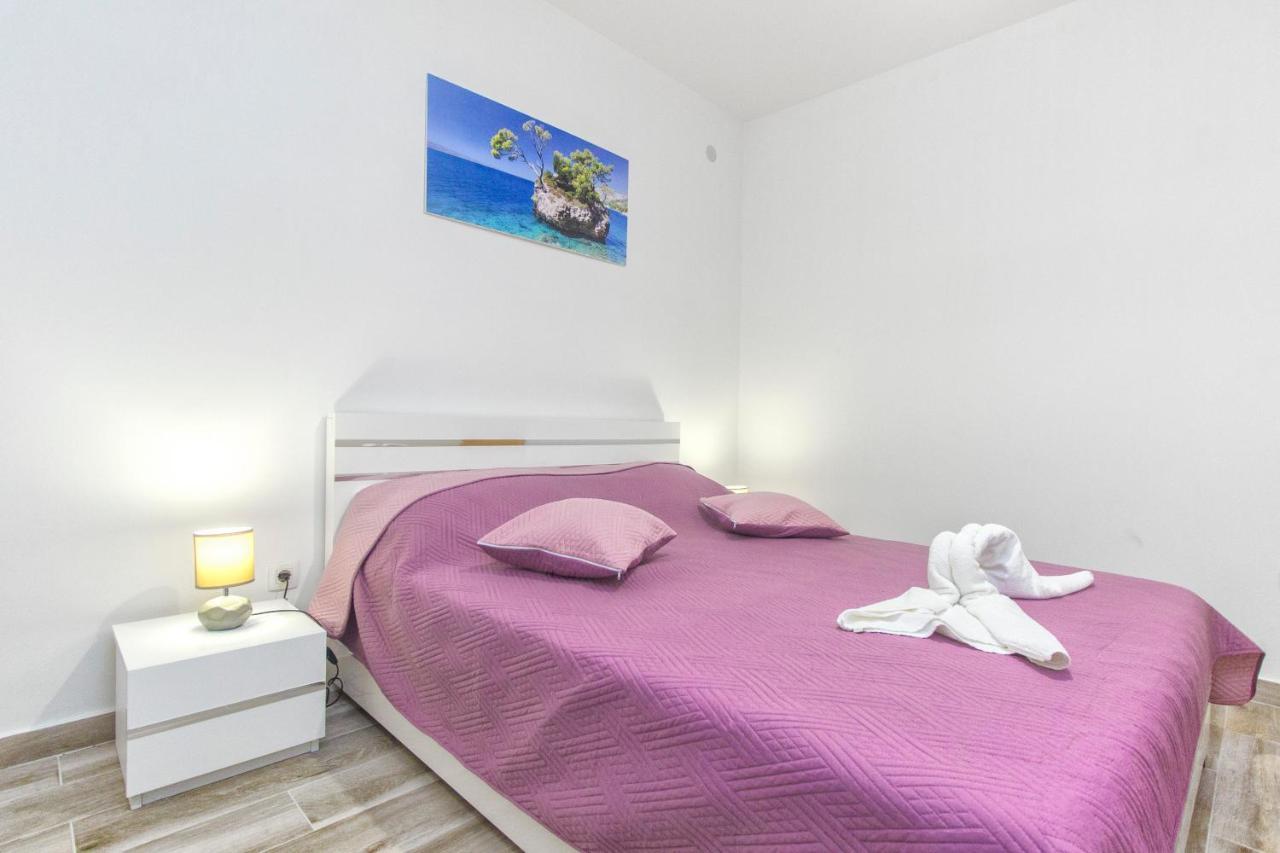 Apartmani Malis Ražanj Екстериор снимка