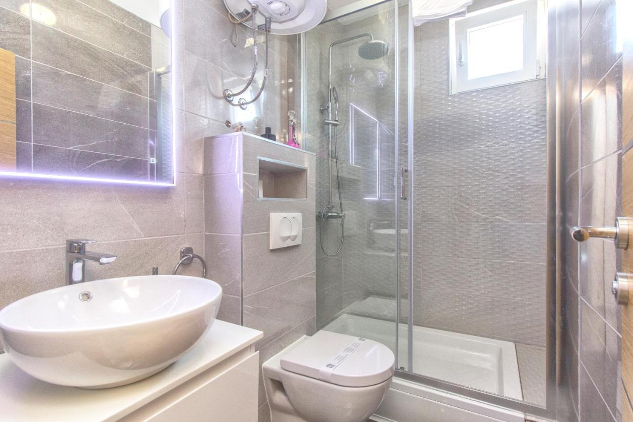 Apartmani Malis Ražanj Екстериор снимка