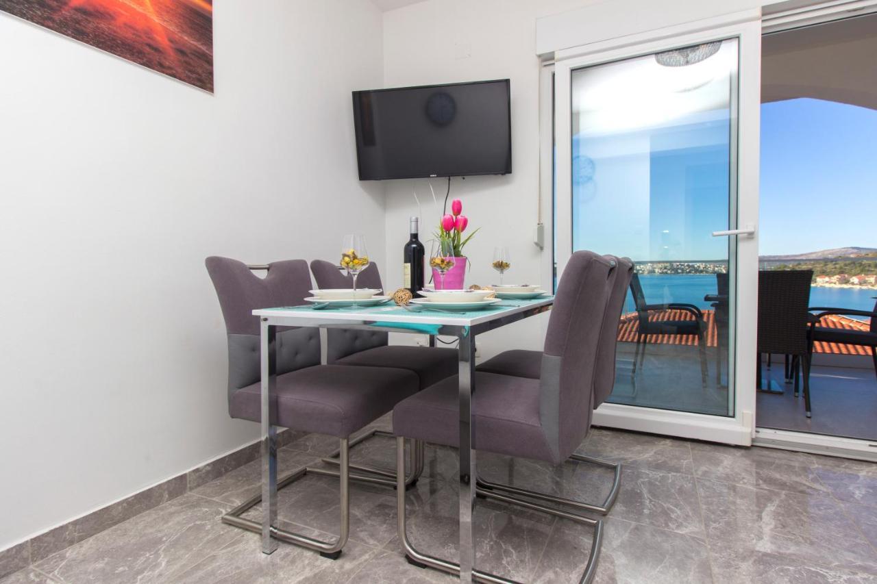 Apartmani Malis Ražanj Екстериор снимка